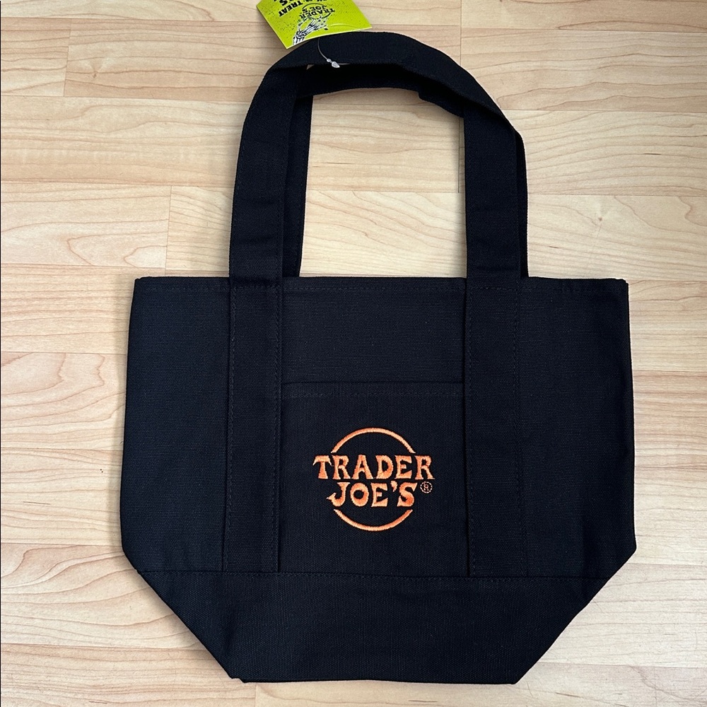 Trader Joe's Halloween Set of Four (4) Canvas Reusable Mini Tote Bags Set NWT - Picture 6 of 11